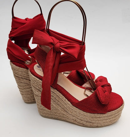 Red Bowknot Jute Platform