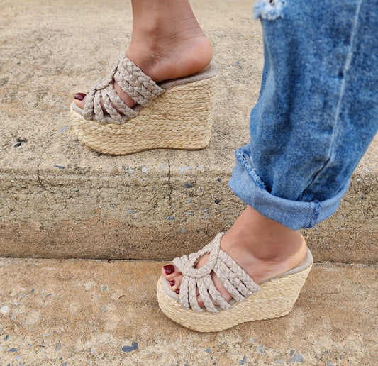 Iraca Wedge Sandals